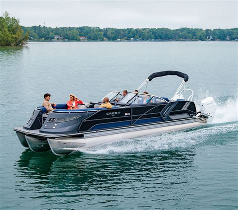 Crest Pontoons | Find Your Perfect Pontoon Boat Today!