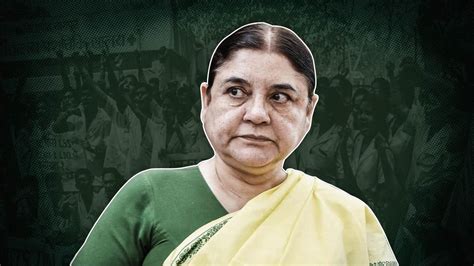 BJP's Maneka Gandhi faces protests for allegedly abusing a veterinarian