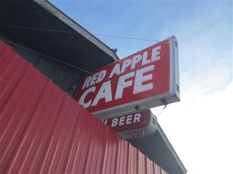 Red Apple Cafe, Mahnomen - Restaurant Reviews & Photos - TripAdvisor