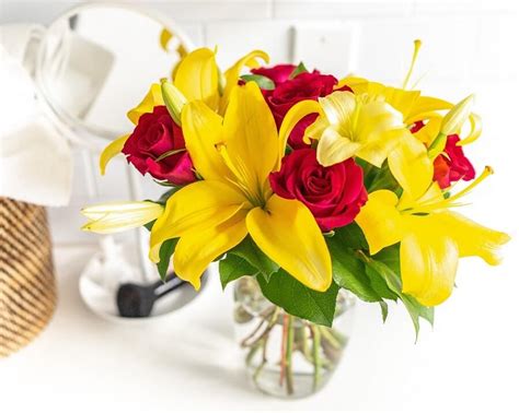 20 Best New Orleans Flower Delivery Services - Petal Republic