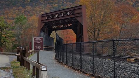 Fall Foliage Biking on the Jim Thorpe Bike Trail - Pocono Bike Rental