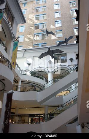 downtown Montreal underground shopping mall Stock Photo - Alamy