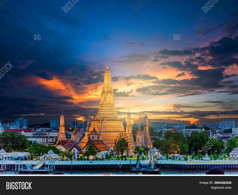 Wat Arun Temple Sunset Image & Photo (Free Trial) | Bigstock