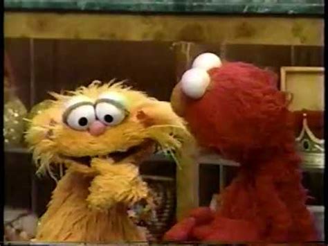 Sesame Street Zoe Elmo Grouchland