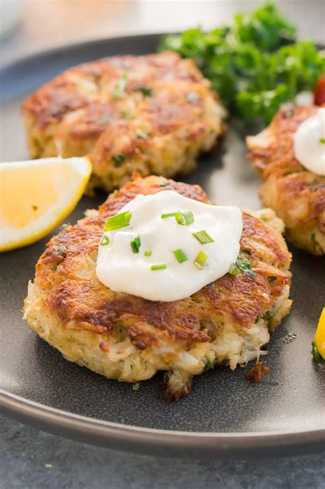 Crab Cakes Recipe (Easy & Delicious) - Delicious Meets Healthy