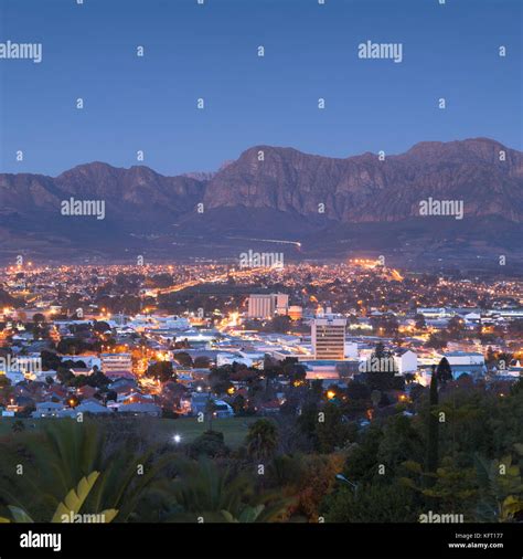 View of Paarl Valley at dusk, Paarl, Western Cape, South Africa Stock Photo: 164640987 - Alamy