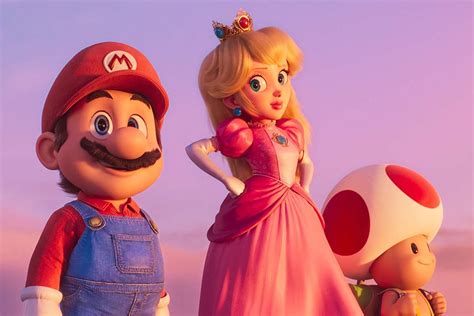 'The Super Mario Bros. Movie' reviews praise zippy, Easter egg-filled romp through Nintendo ...