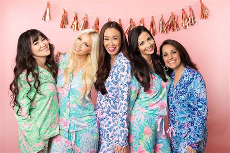 A Lilly Pultizer themed Christmas Pajama Party! - Diana Elizabeth ...