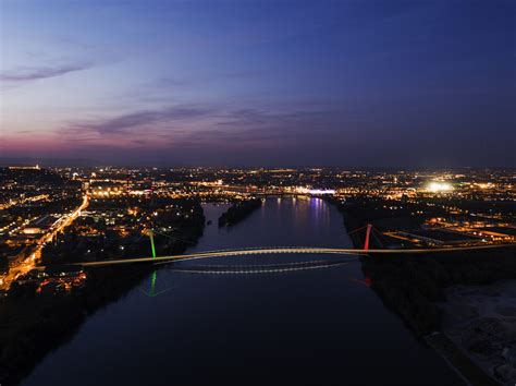 New Budapest Bridge over the Danube - Global Archi