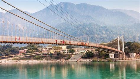 Rishikesh’s Laxman Jhula bridge closed from today | Condé Nast ...