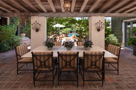 20 Stunning Outdoor Dining Room Ideas