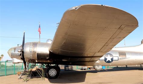 Preston Pride : B-17 Bomber | This The B-17 Bomber flying fo… | Flickr