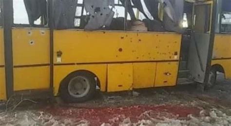 Militants fire on bus near Volnovakha, kill 10, injure 13 | UNIAN