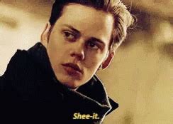 Bill Skarsgard GIFs | Tenor