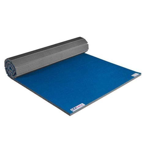 Cheerleading Mats with a Carpet Fibre Surface - Canada Mats