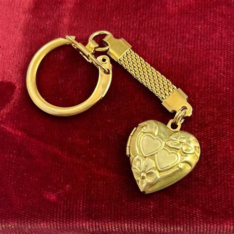 Locket Keychains for Women Vintage Heart Locket Charm Keychains With Charms Double Heart Love ...