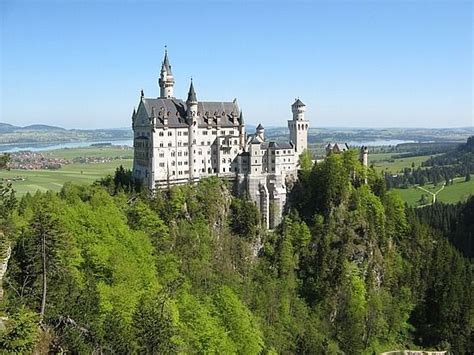 Neuschwanstein Caslte in the Black Forest (maybe they could teach me how to pronounce it while I ...