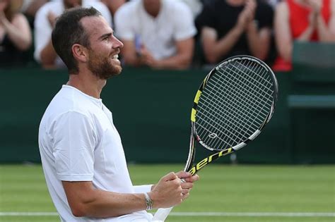 Adrian Mannarino makes Wimbledon fan's day with class gesture | Metro News