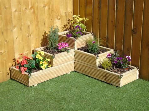 How To Make Large Outdoor Planters : Pin on Garden Eye catcher : How to ...