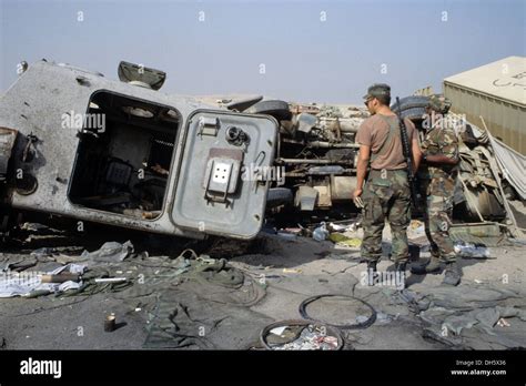 The aftermath of the 1991 Gulf War in Kuwait : the death highway Stock Photo, Royalty Free Image ...