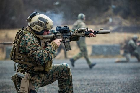 TP 🤘🏻 on Twitter | Imágenes militares, Fotos militares, Infantes de ...