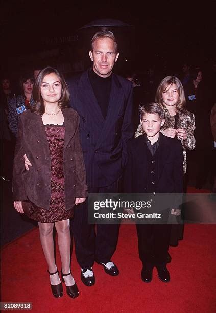 376 Annie Costner Photos & High Res Pictures - Getty Images