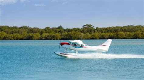 How Do Airplanes Land in Water? | Mental Floss