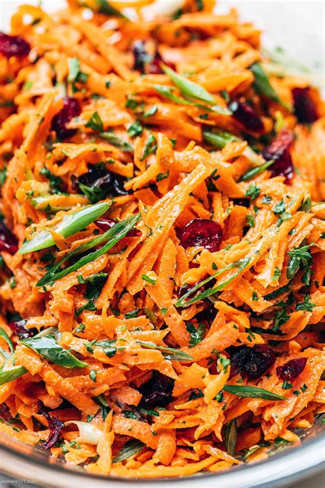 Shredded Carrot Salad with Honey Mustard Dressing | Recepten, Groenten ...