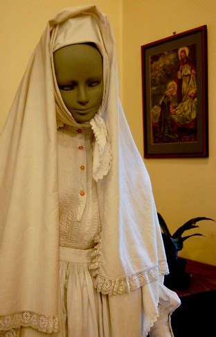 White Mourning Clothes | The old tradition of wearing white … | Flickr