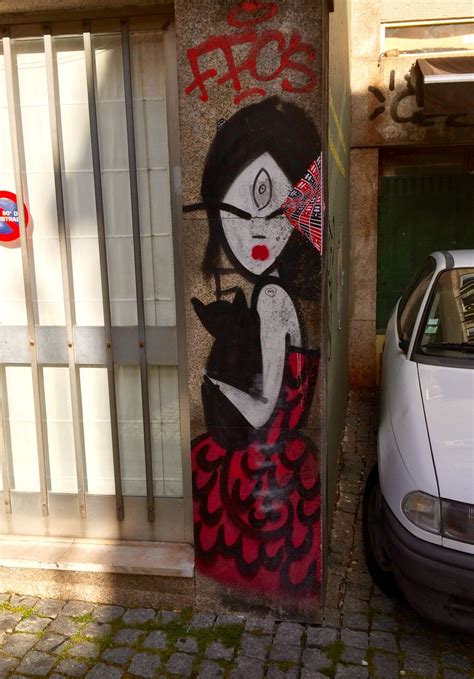 A Glimpse of Porto Street Art - Traveling Bytes