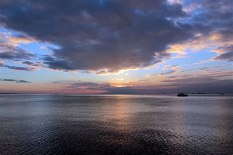 Sunset In Manila Bay Free Stock Photo - Public Domain Pictures