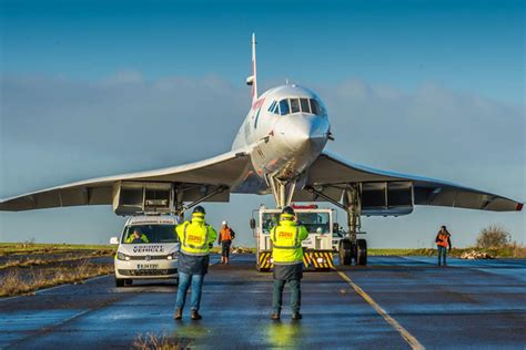 The last Concorde makes its final journey