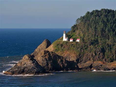 Heceta Head Lighthouse - Oregon Coast Visitors Association