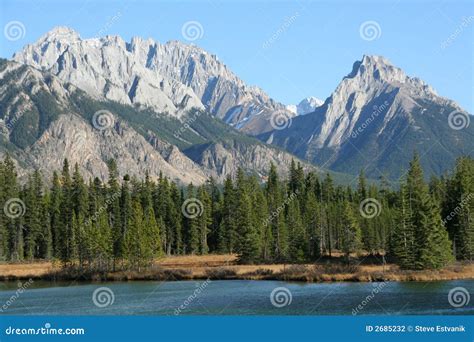 Kananaskis mountains stock photo. Image of river, ridge - 2685232