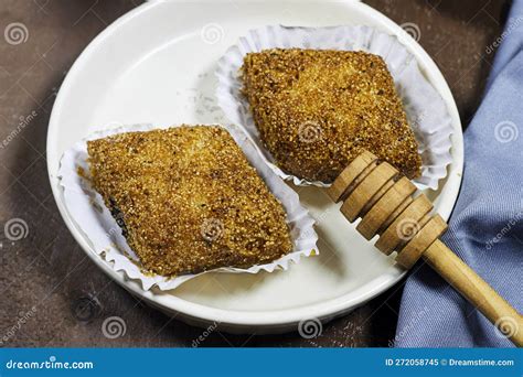 Fried Makrout or Makroud - Algerian Semolina, Dates and Honey Sweets ...