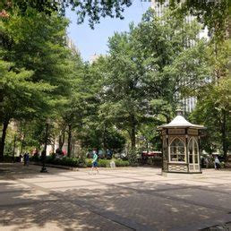 Rittenhouse Square Park - 230 Photos & 220 Reviews - Parks - 18TH And ...