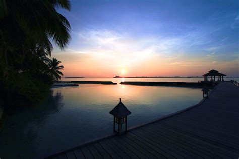 Beautiful #sunrise in #Kurumba #Maldives | Sunrise, Sunrise sunset, Sunset