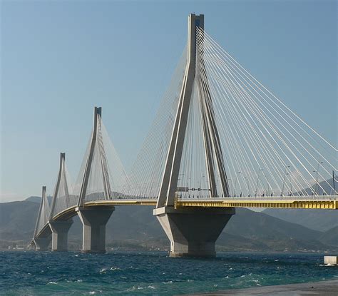 File:Patras bridge, Rion-Antirion-2.jpg - Wikipedia