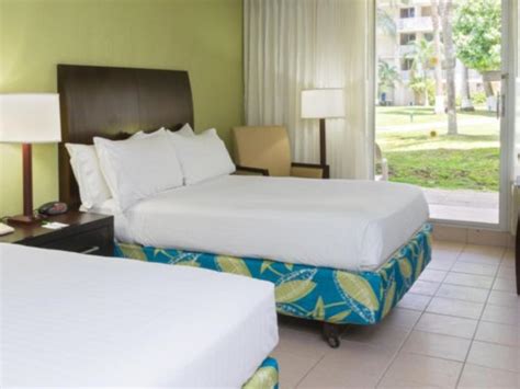 Holiday Inn Resort Montego Bay - Montego Bay | STSVacations