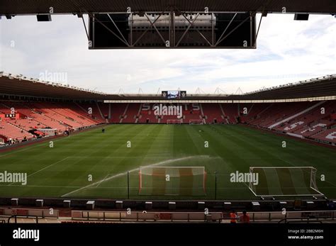 A view of St Mary's stadium prior to kick-off Stock Photo - Alamy