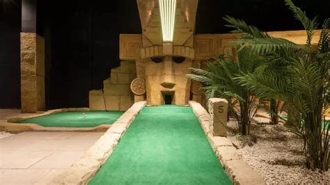 32 Mini Golf Course Themes – minigolfwise