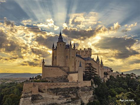 Solicitud de visita para centros educativos - Alcázar de Segovia