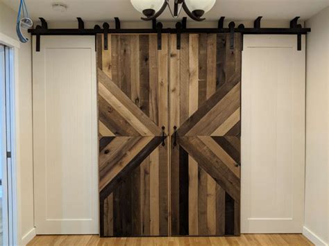 How to build a sliding barn door closet | patchwork&pebbles