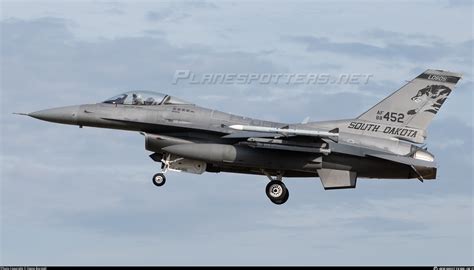 88-0452 United States Air Force General Dynamics F-16C Fighting Falcon Photo by Demo Borstell ...