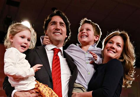 Justin Trudeau et Sophie Grégoire accueillent leur troisième enfant | JDM