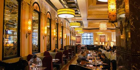 Grand Lux Cafe at Venetian | Things to do in Las Vegas Nevada