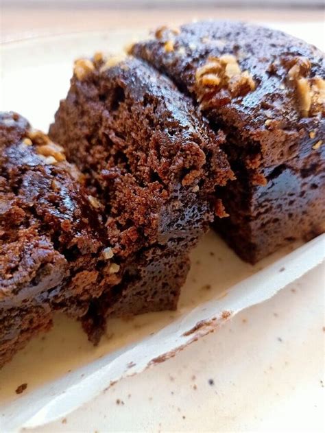 Eggless Chocolate Banana Walnut Cake | Foodtalk