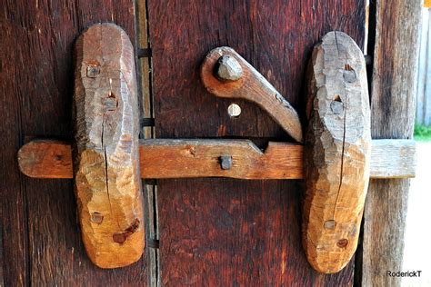 DSC_1700 Wooden Door Locks West Stow Anglo Saxon Village T… | Flickr