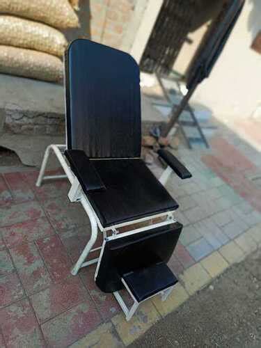 Heavy Duty Highly Durable And Strong Comfortable Black Hospital Chair at 2500.00 INR in Indore ...