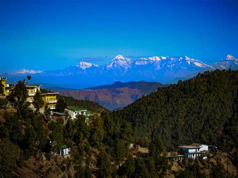 Mukteshwar is the Perfect Destination for Honeymoon Couples.